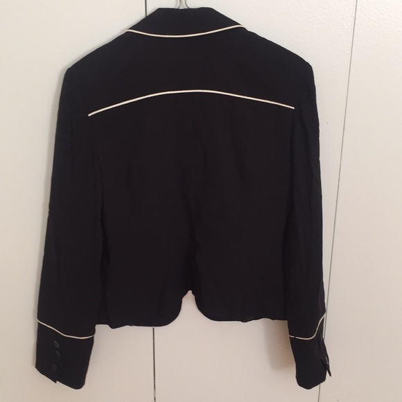 Black blazer - Picture 3 of 3